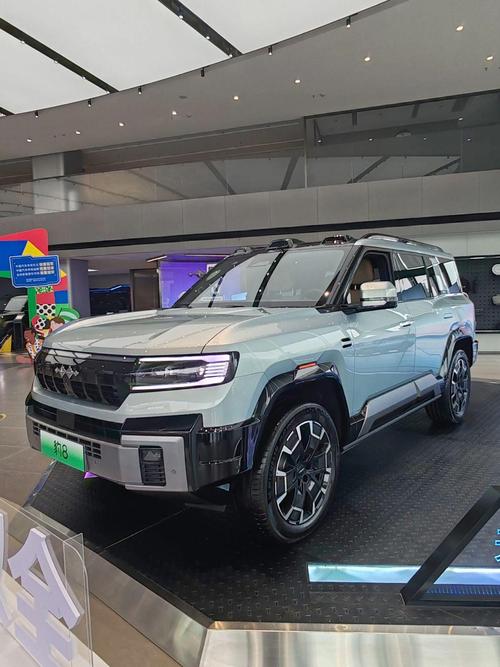 东莞桥头镇阳维志企业管理咨询比亚迪方程豹硬派越野的爆款，英菲尼迪35周年与你共成长